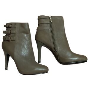 Accento as Squisito boots size 38